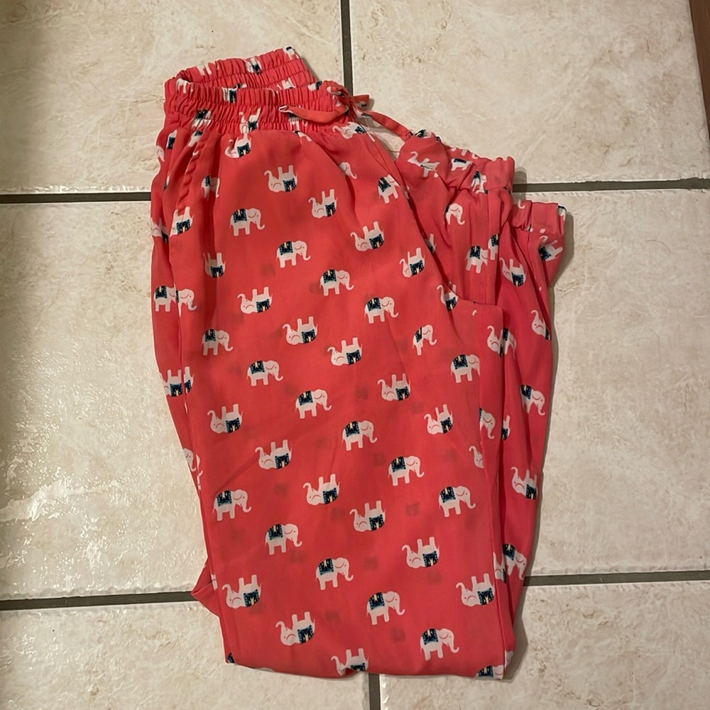 🐘 Cute pink pants with Elephant print 🩷
